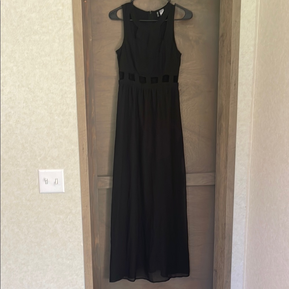 H&M Black Sleeveless Maxi Dress